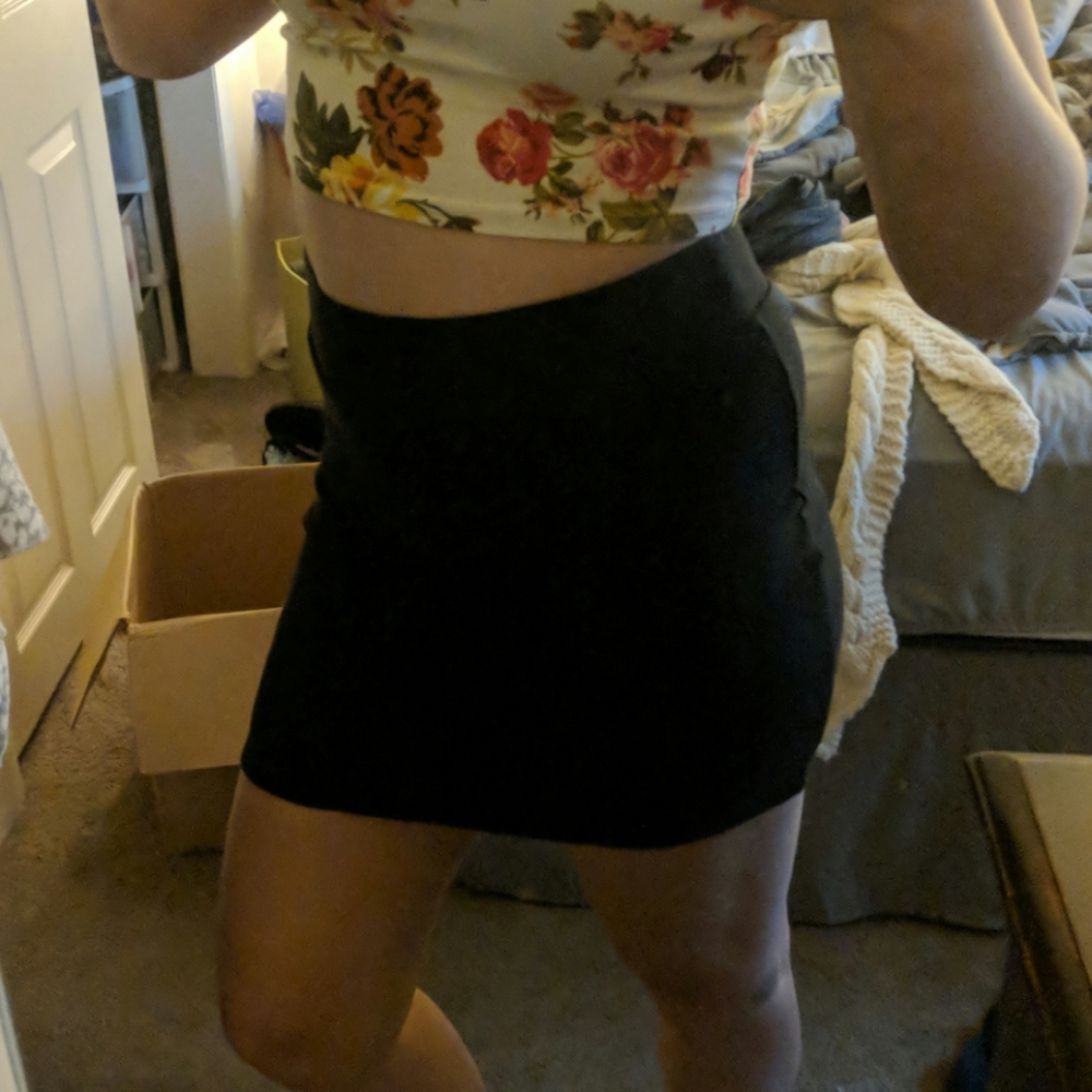 Fitted Black Mini Skirt